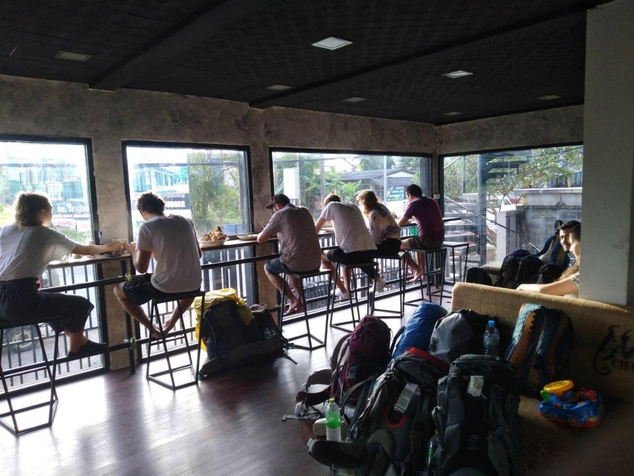 Chang Bed And Bar Hostel (Adults Only) Szuratthani Kültér fotó